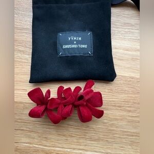 Shushu tong bow hair clip